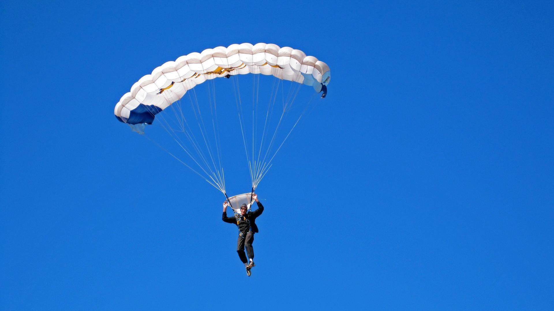 青少年“梦想之路”公益夏令营在山东启动，助力基层青训发展，青年筑梦之旅公益组活动方案