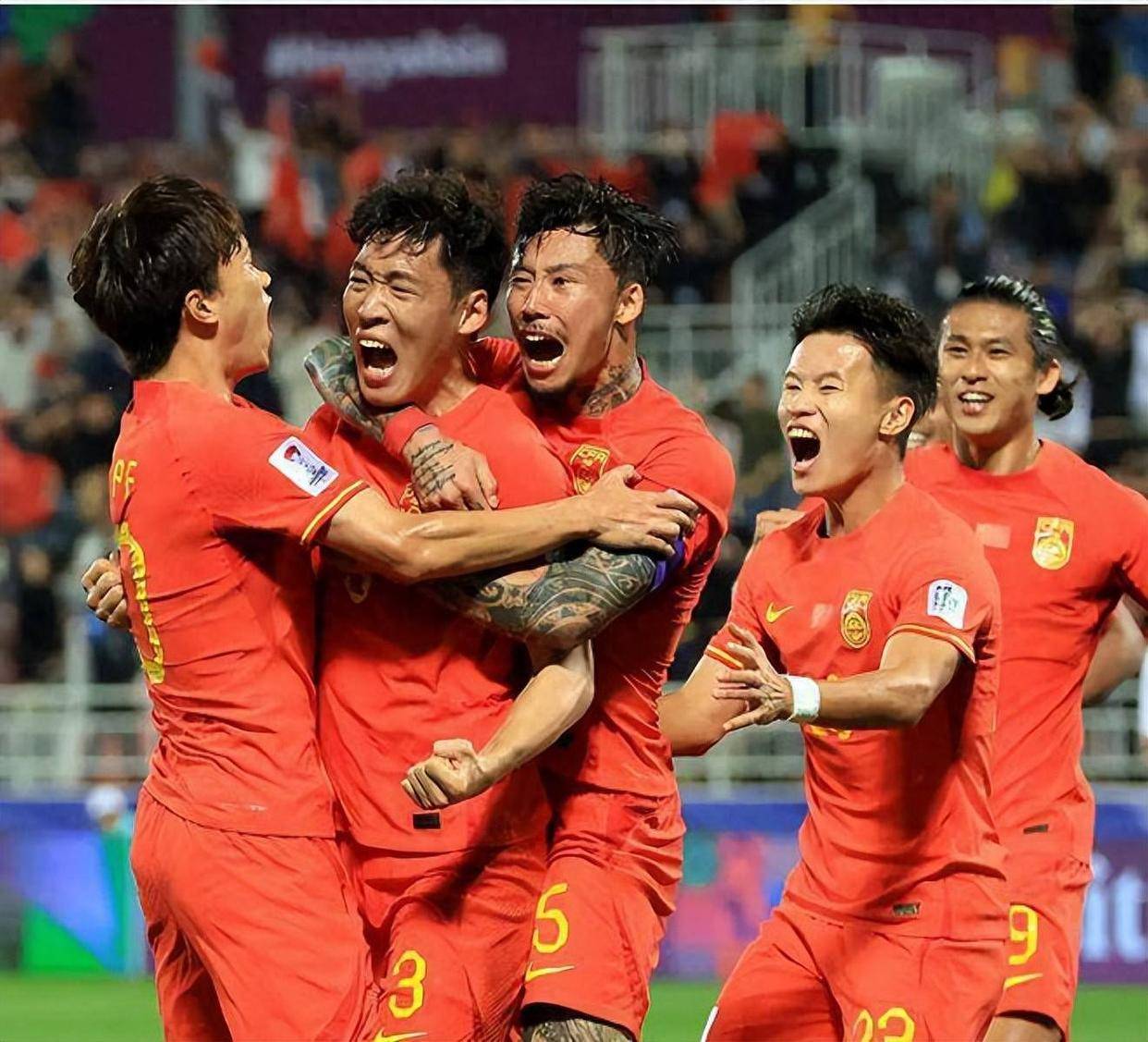 国足老将退役潮来临，年轻人顶得上吗？的简单介绍