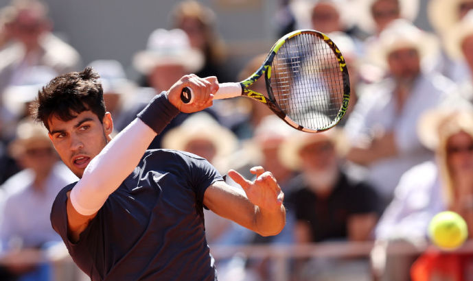 关于阿尔卡拉斯登顶美网，00后新王诞生的信息