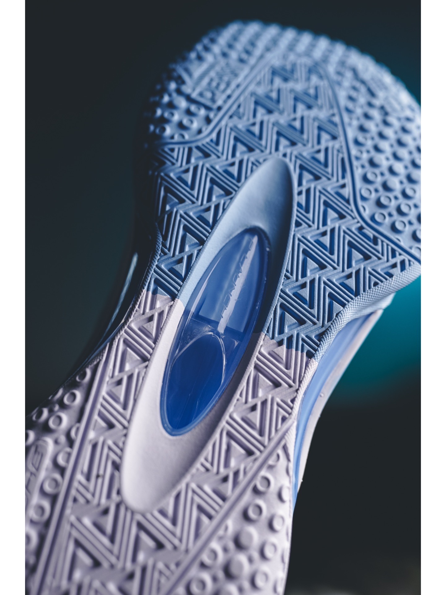 篮球装备革命：3D打印定制球鞋 